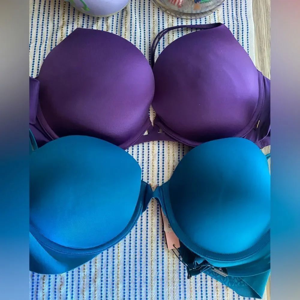 Victoria’s Secret Lot of Two Dream Angels Push-up  Bra Size 34D NWT